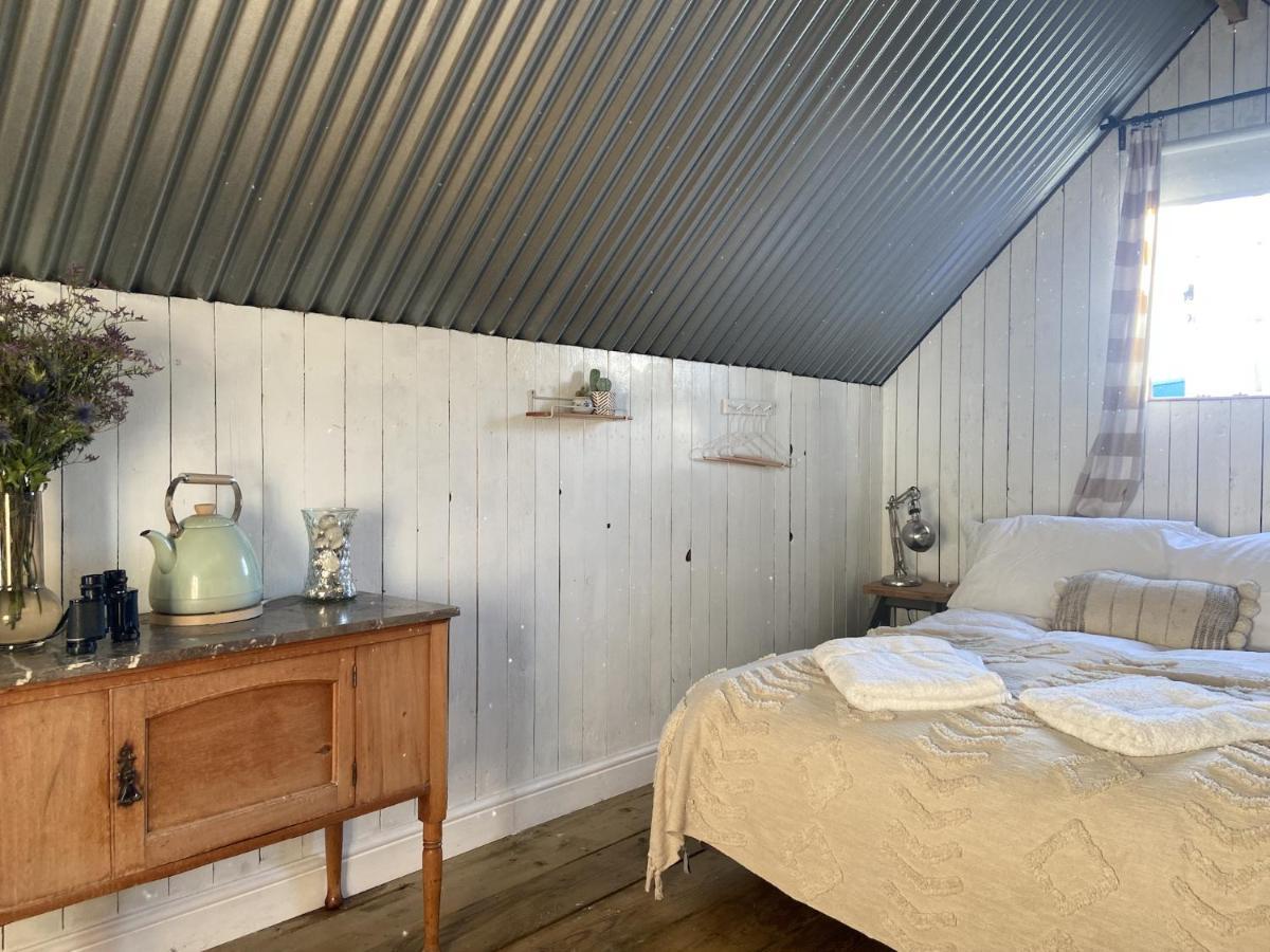 Fen Meadows Glamping - Luxury Cabins And Bell Tents Cambridge  Exterior photo