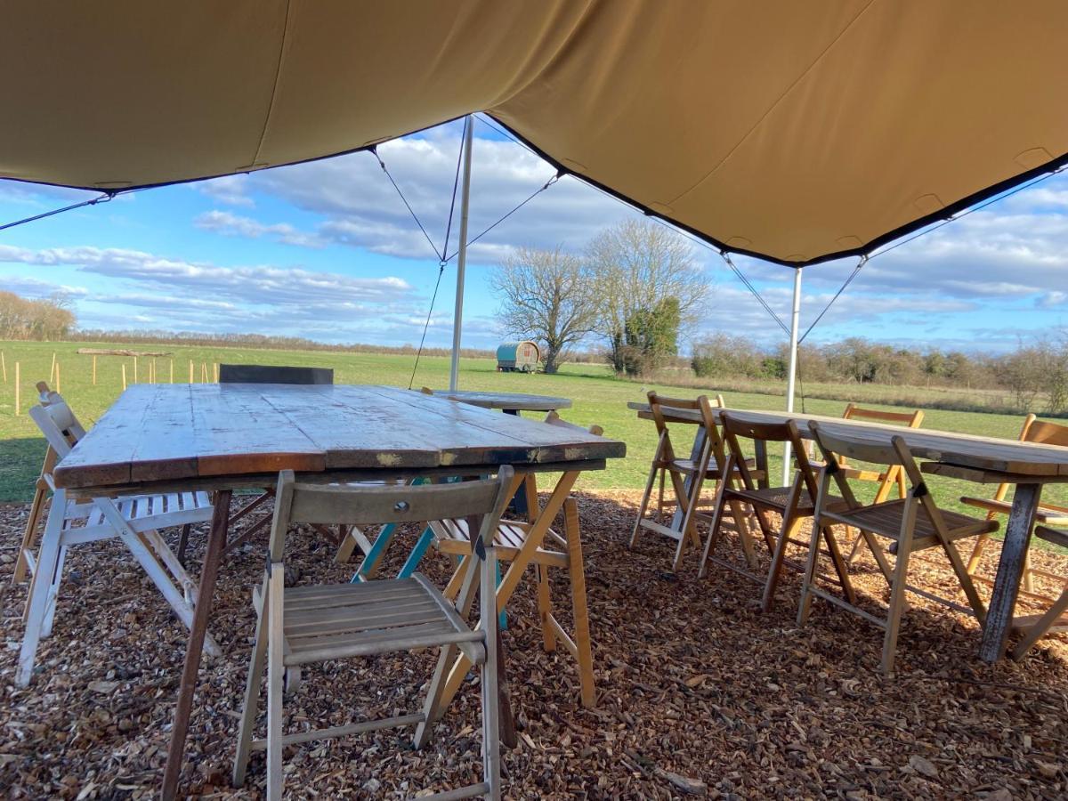 Fen Meadows Glamping - Luxury Cabins And Bell Tents Cambridge  Exterior photo