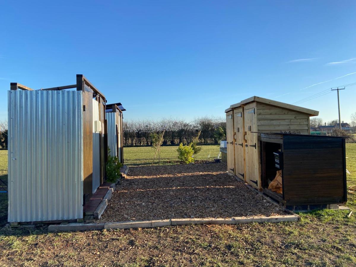 Fen Meadows Glamping - Luxury Cabins And Bell Tents Cambridge  Exterior photo