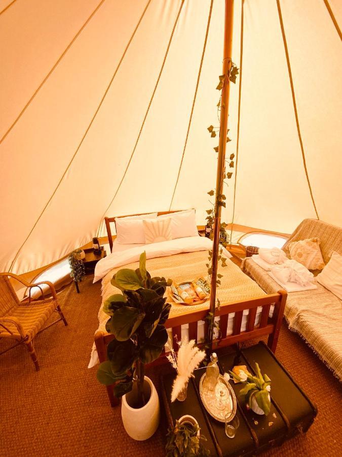 Fen Meadows Glamping - Luxury Cabins And Bell Tents Cambridge  Exterior photo