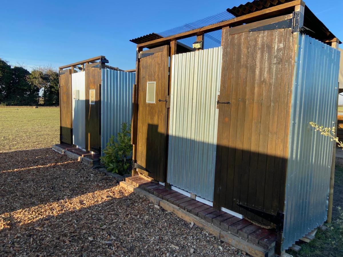 Fen Meadows Glamping - Luxury Cabins And Bell Tents Cambridge  Exterior photo