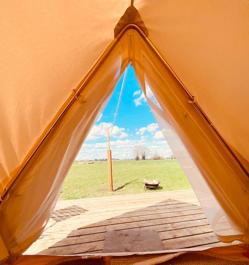 Fen Meadows Glamping - Luxury Cabins And Bell Tents Cambridge  Exterior photo