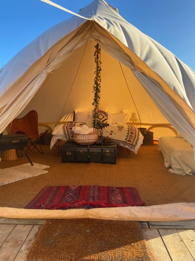 Fen Meadows Glamping - Luxury Cabins And Bell Tents Cambridge  Exterior photo