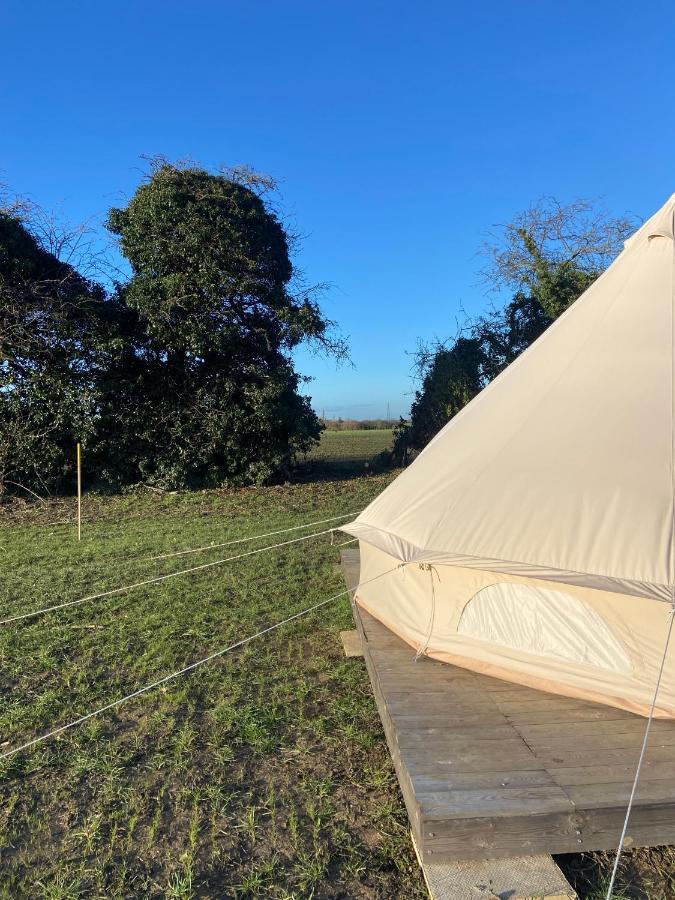 Fen Meadows Glamping - Luxury Cabins And Bell Tents Cambridge  Exterior photo
