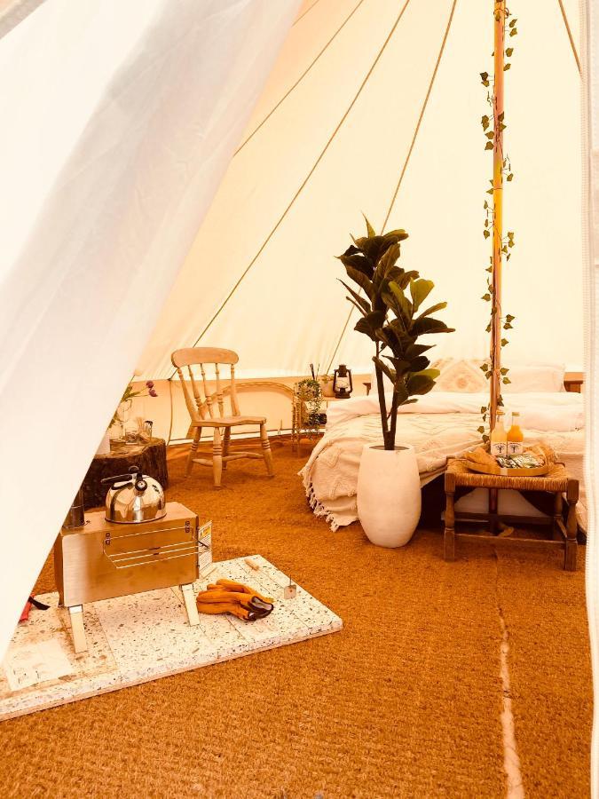 Fen Meadows Glamping - Luxury Cabins And Bell Tents Cambridge  Exterior photo