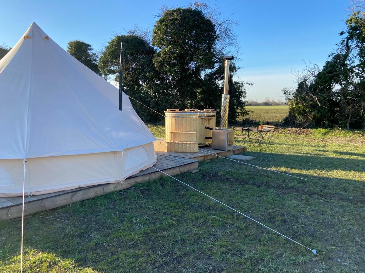 Fen Meadows Glamping - Luxury Cabins And Bell Tents Cambridge  Exterior photo