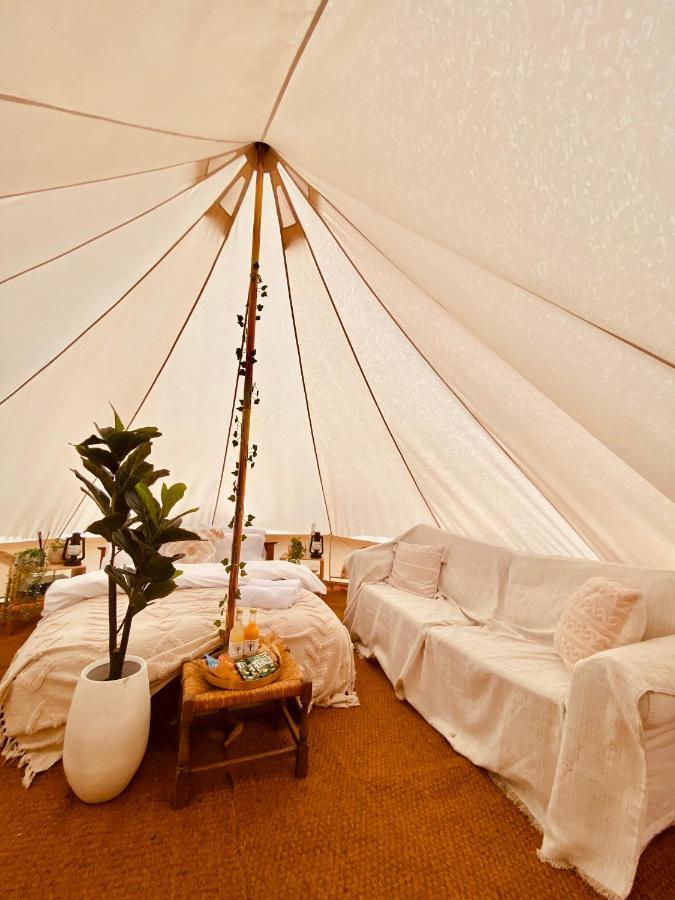Fen Meadows Glamping - Luxury Cabins And Bell Tents Cambridge  Exterior photo