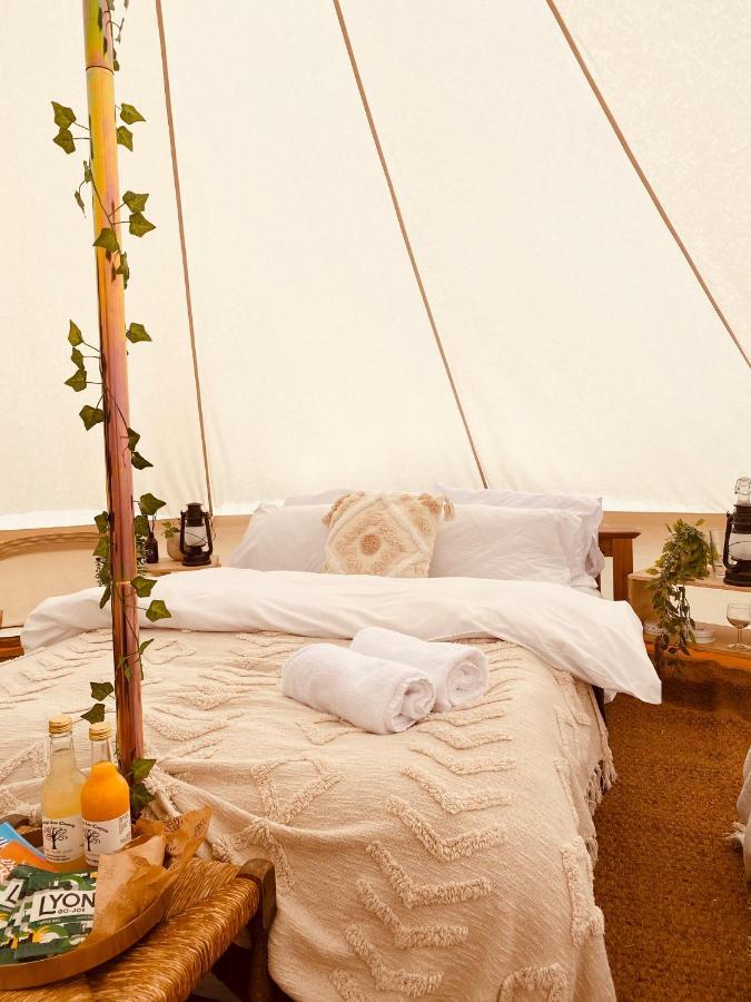 Fen Meadows Glamping - Luxury Cabins And Bell Tents Cambridge  Exterior photo