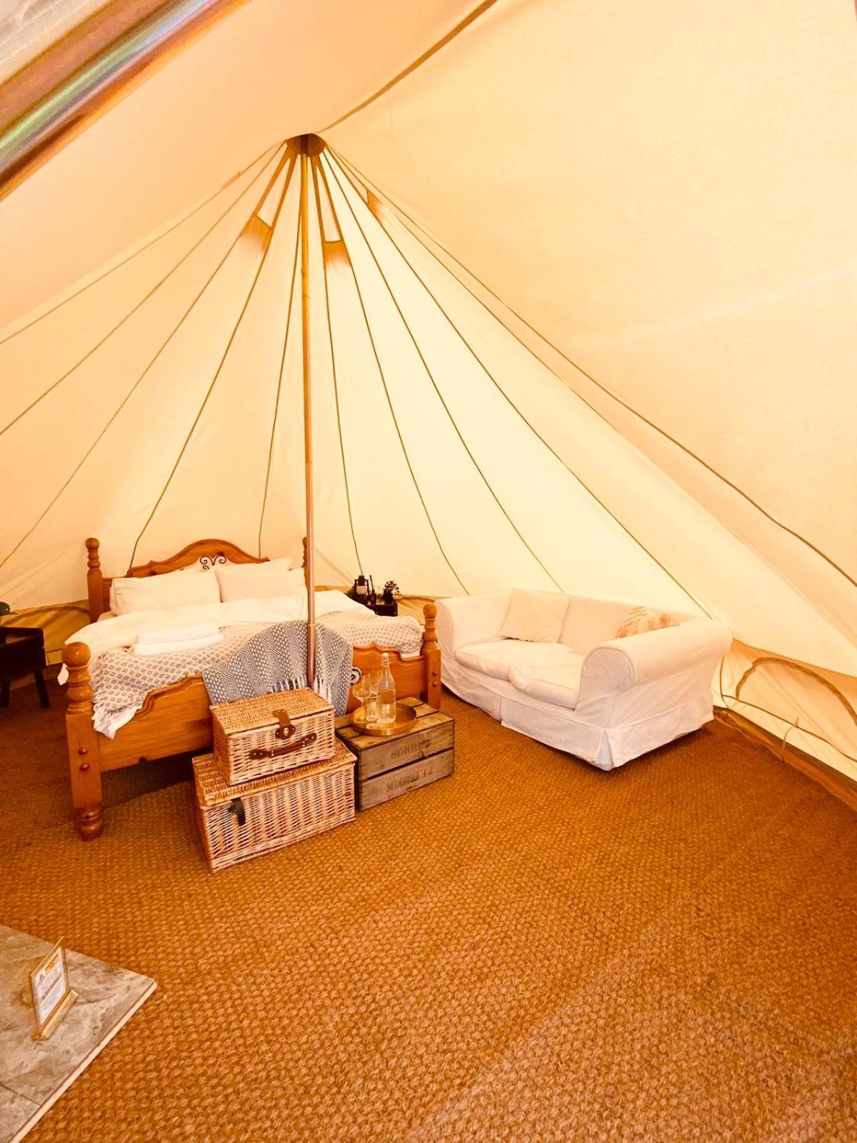 Fen Meadows Glamping - Luxury Cabins And Bell Tents Cambridge  Exterior photo