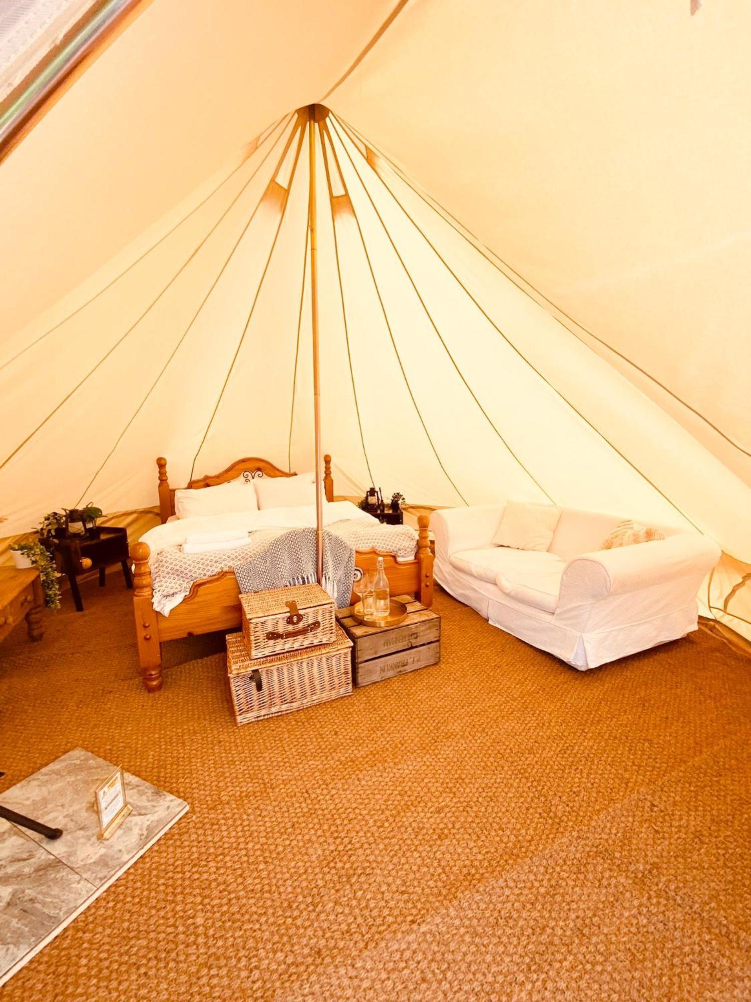 Fen Meadows Glamping - Luxury Cabins And Bell Tents Cambridge  Exterior photo